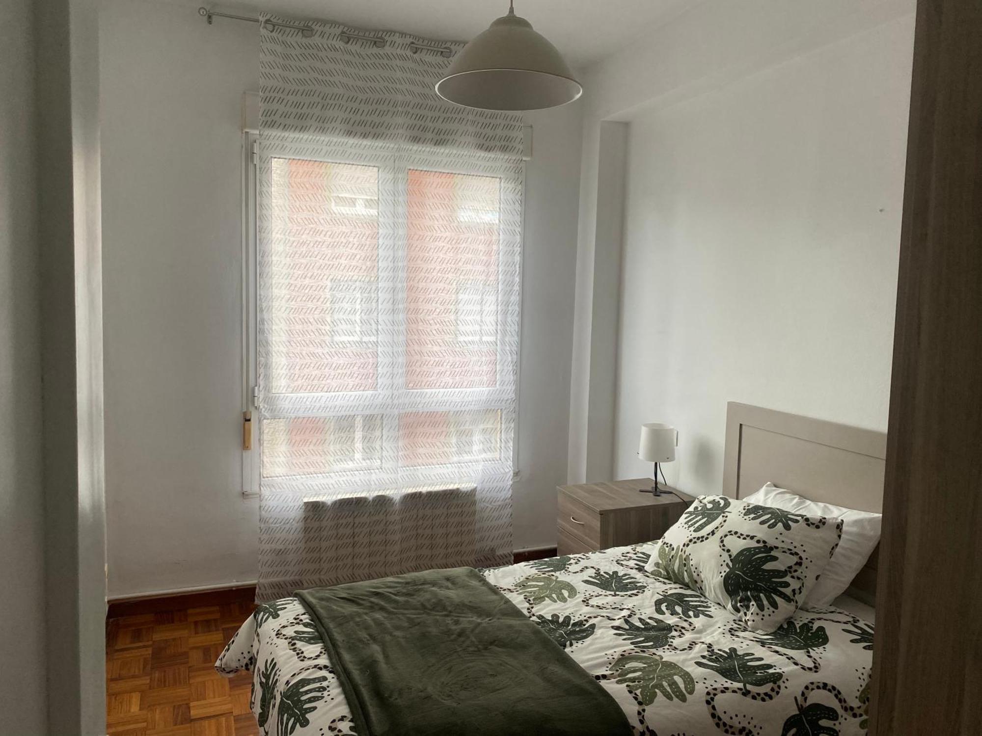 Apartamento Buenavista En โอเบียโด ภายนอก รูปภาพ
